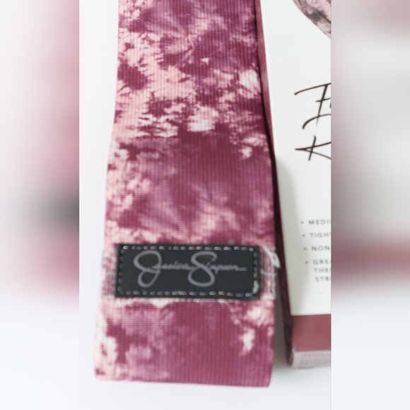 Resistant Band For Strength Training - Picture 3 of 4